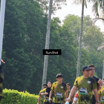 Runner Photo 7055208