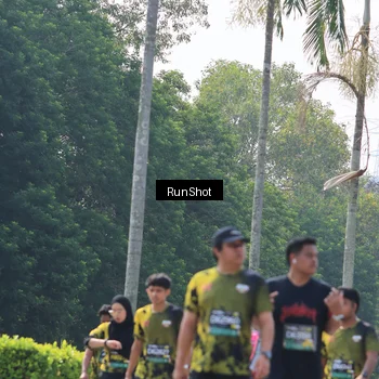 Runner Photo 7055210