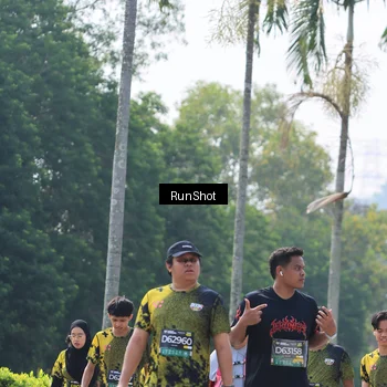 Runner Photo 7055216