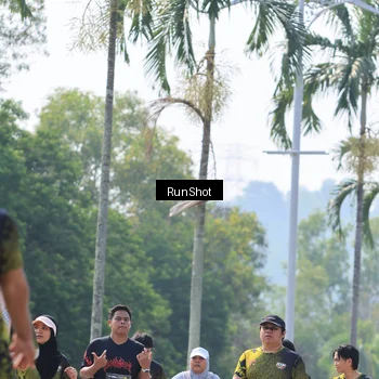 Runner Photo 7055217
