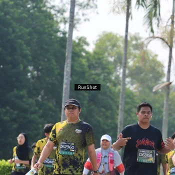 Runner Photo 7055223