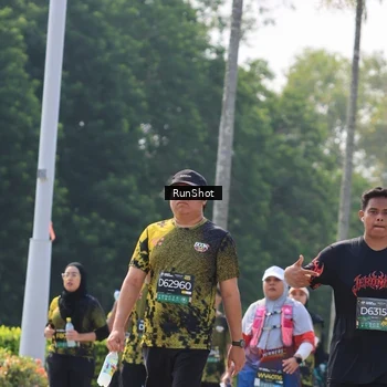 Runner Photo 7055227