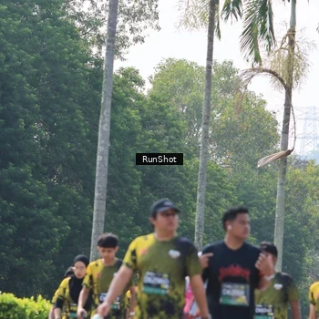 Runner Photo 7055228