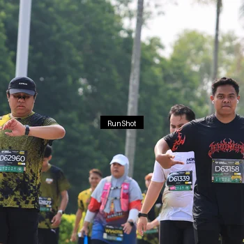 Runner Photo 7055239