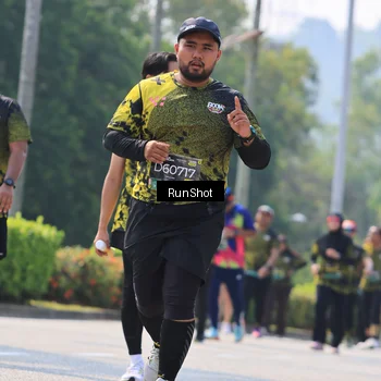 Runner Photo 7055259