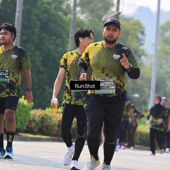 Runner Photo 7055261