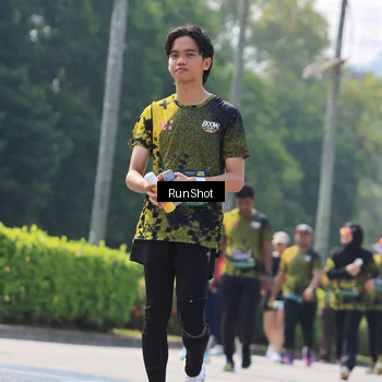 Runner Photo 7055269