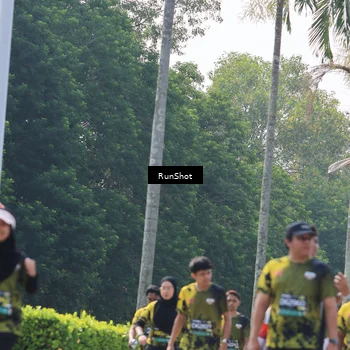 Runner Photo 7055272