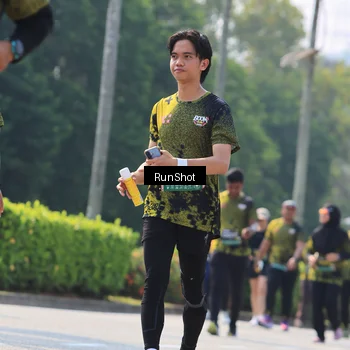 Runner Photo 7055275