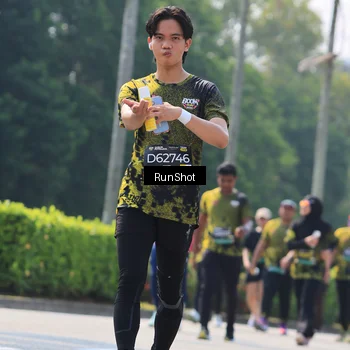 Runner Photo 7055278