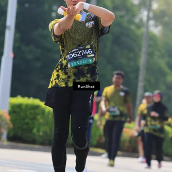 Runner Photo 7055297