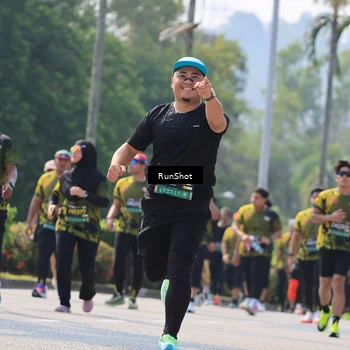 Runner Photo 7055301