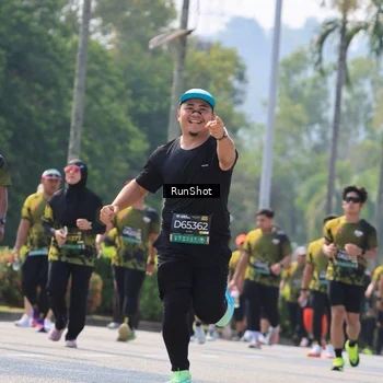 Runner Photo 7055325