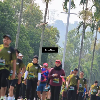 Runner Photo 7055340