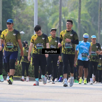 Runner Photo 7055374