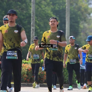 Runner Photo 7055386