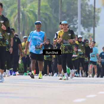 Runner Photo 7055394