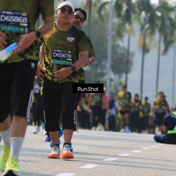 Runner Photo 7055396