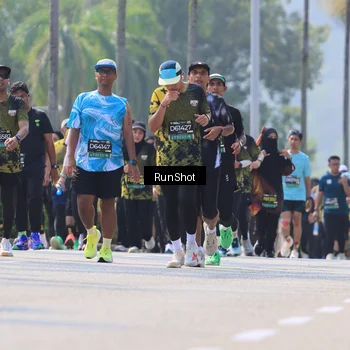Runner Photo 7055400