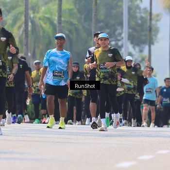 Runner Photo 7055401