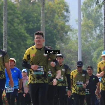 Runner Photo 7055408