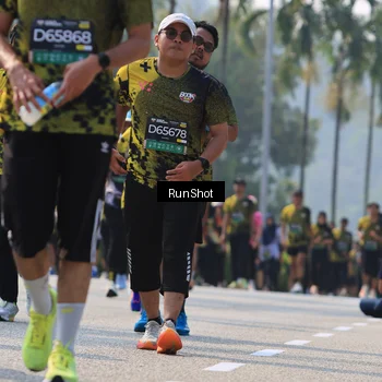 Runner Photo 7055415