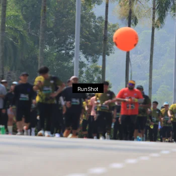 Runner Photo 7055429