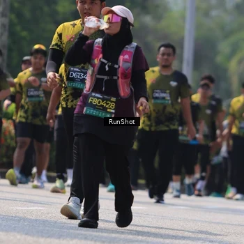 Runner Photo 7055447