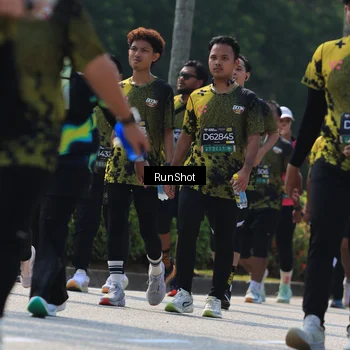 Runner Photo 7055450