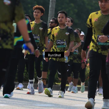 Runner Photo 7055451