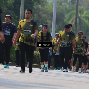 Runner Photo 7055461