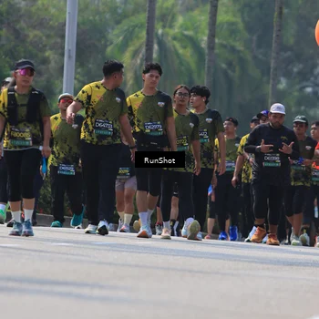 Runner Photo 7055463