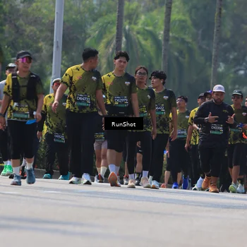 Runner Photo 7055464