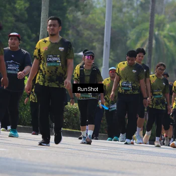 Runner Photo 7055469
