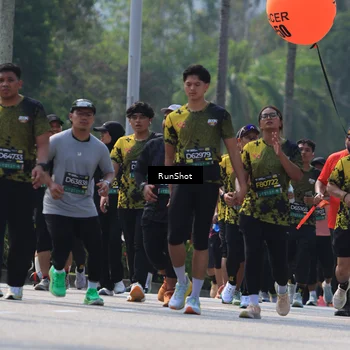 Runner Photo 7055492