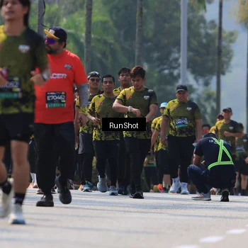 Runner Photo 7055529