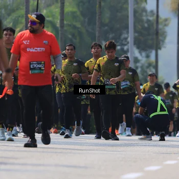 Runner Photo 7055539