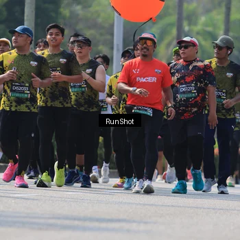 Runner Photo 7055554