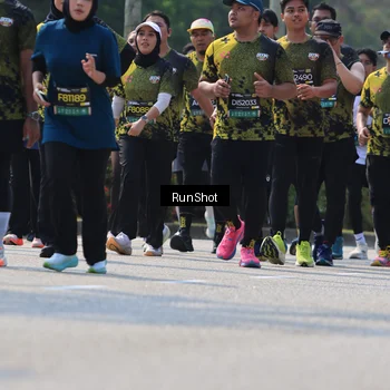Runner Photo 7055557