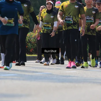 Runner Photo 7055560