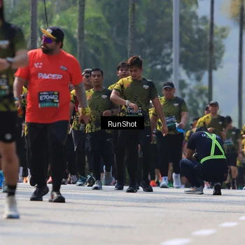 Runner Photo 7055563