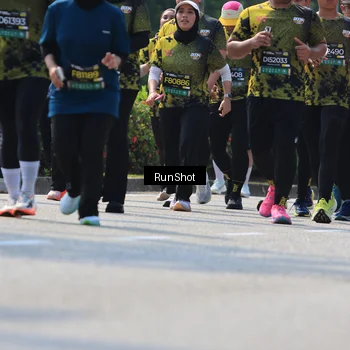 Runner Photo 7055570
