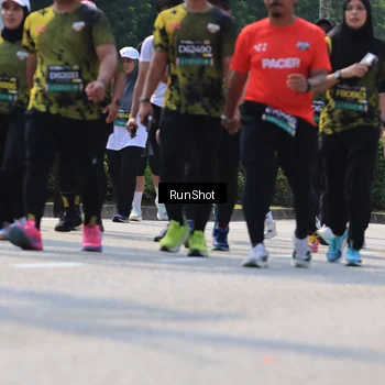 Runner Photo 7055574