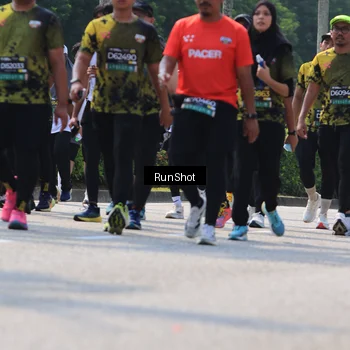 Runner Photo 7055576