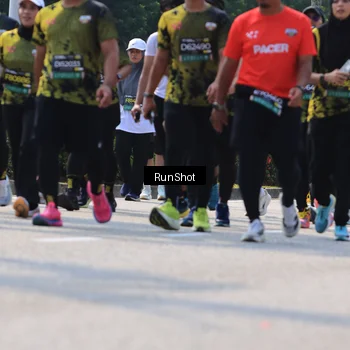 Runner Photo 7055586