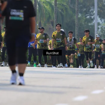 Runner Photo 7055596