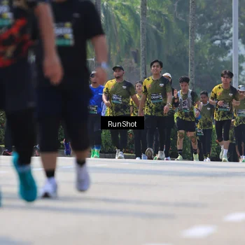 Runner Photo 7055599