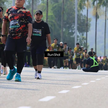 Runner Photo 7055600
