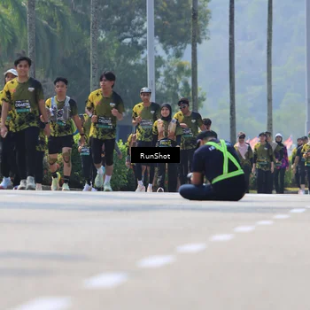 Runner Photo 7055608