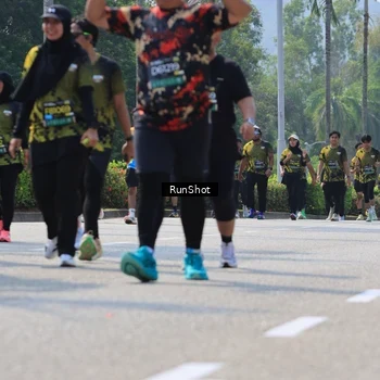 Runner Photo 7055611